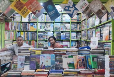 Pedagang Pasar Buku Wilis Malang Kini Beralih Jualan Online, Omzet Bisa Rp 500 Ribu per Hari