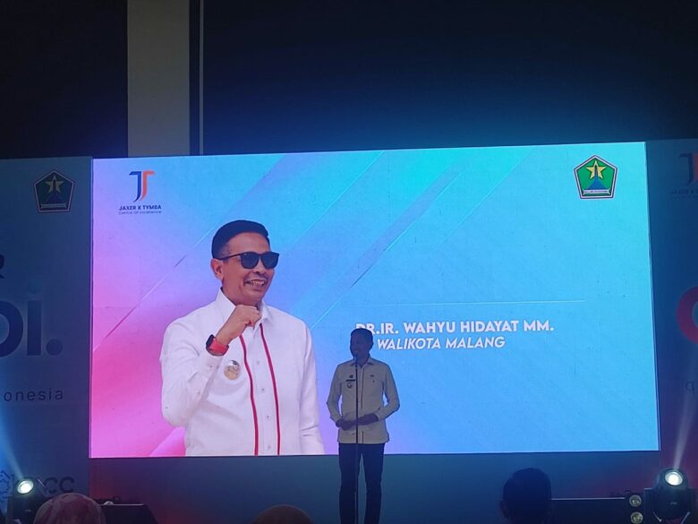 Siswa di Kota Malang Kini Seragamnya Ditempeli QR Code, Apa Tujuannya?