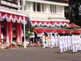 Upacara peringatan HUT ke-79 Kemerdekaan RI di halaman Balai Kota Malang, Sabtu (17/8/2024).(dok. blok-a.com)