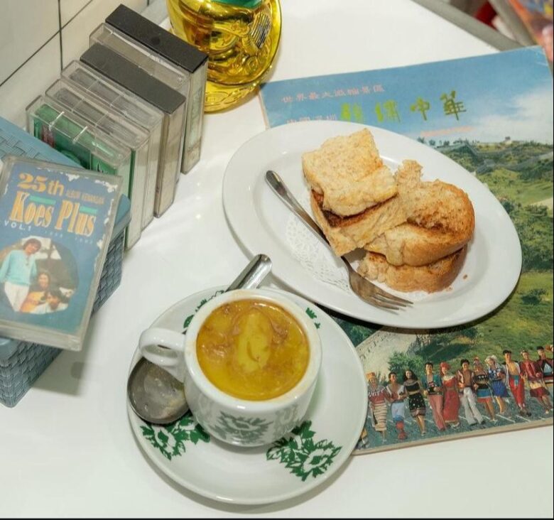 Menu kopi butter dan roti kaya butter di Arto Moro Kepanjen (dok. Instagram @artomoro.kopitiam)