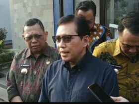 Direktur Jenderal Bina Pembangunan Daerah Kemendagri, Restuardy Daud diwawancara soal LSDP di TPA Supit Urang Kota Malang