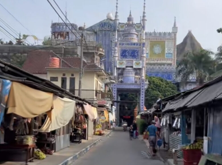 Liburan Maulid Nabi, Yuk Kunjungi 5 Masjid Viral dengan Desain Menarik di Malang