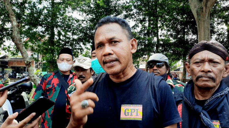 FOTO : Jaka Prasetya kader Partai Gerindra yang mendukung pasangan Rijanto - Beky. (Foto : blok-a.com/Fajar)