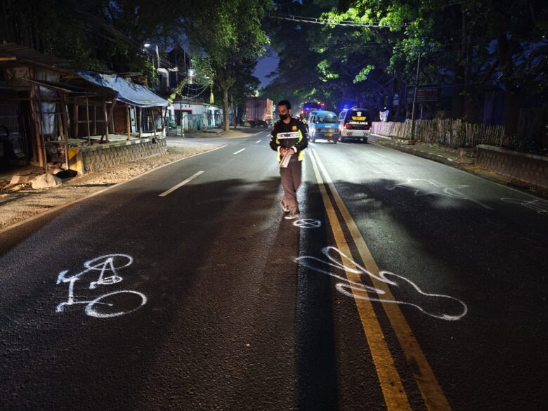 Hendak Salat Subuh, Lansia di Malang Tewas Tertabrak Mobil