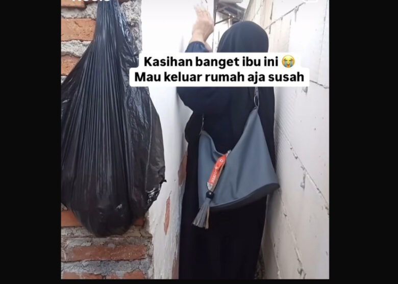 Bau Kotoran Sapi Bikin Warga Singosari Malang Temboki Akses Keluar Rumah Tetangganya
