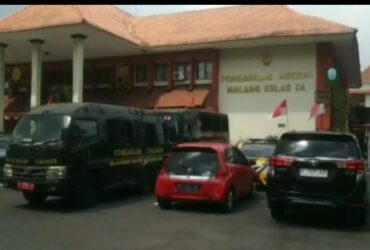 Aksi Solidaritas Tuntut Kenaikan Gaji, Hakim PN Malang Tunda Sejumlah Sidang