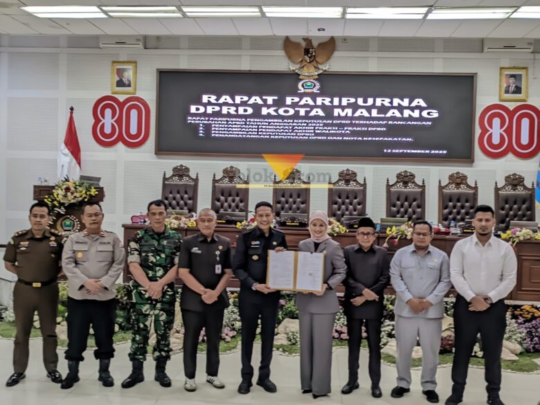Pengesahan APBD Perubahan Kota Malang TA 2025 (blok-a.com / Yogga Ardiawan)