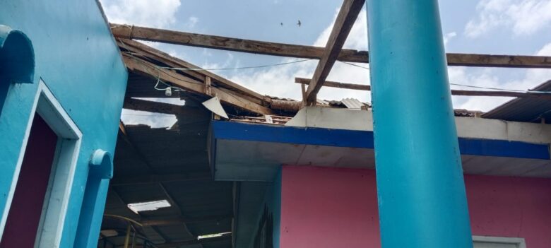 Rumah rusak akibat angin kencang di Kabupaten Malang (dok. BPBD Kabupaten Malang for blok-a)