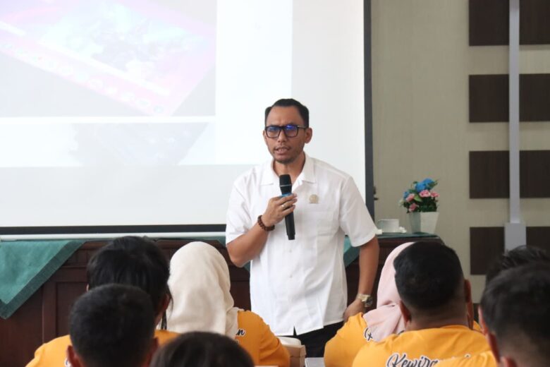 Ketua Pansus Pajak dan Retribusi DPRD Malang, Zulham Akhmad desak PLN Buka Data PPJ (istimewa)
