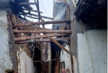 Rumah rusak akibat angin kencang yang terjadi di Wagir, Kabupaten Malang (BPBDforblok-a)