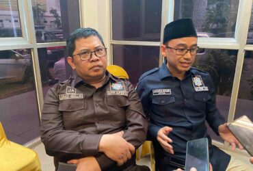Ketua Umum DPP Apersi, Junaidi Abdillah dan Ketua DPD Apersi Jawa Timur, Makhrus Sholeh (istimewa)