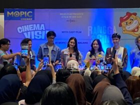 Cinema visit film Rangga & Cinta di Mopic Cinemas Kota Malang. (blok-a.com/Berril Labiq)
