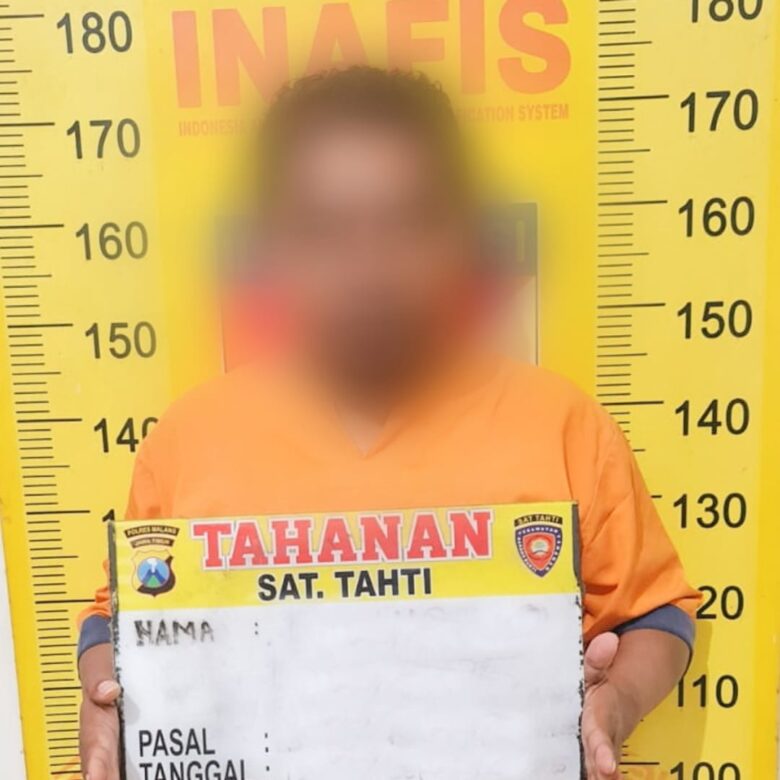 A (33) pria asal Kepanjen ditangkap polisi usai lakukan penipuan bermodus gadai mobil dan bawa kabur uang Rp32 Juta (polresmalang)