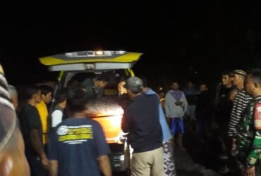 Proses evakuasi korban hanyut di Sungai Glidik yang ditemukan di Alas Purwo Banyuwangi (ist)