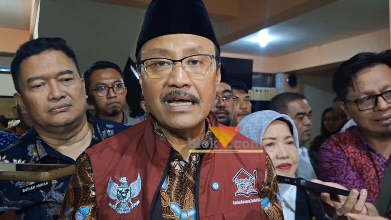 Menteri Sosial RI, Syaifullah Yusuf saat mengunjungi sekolah rakyat yang ada di Singosari, Kabupaten Malang (blok-a.com / Yogga Ardiawan)