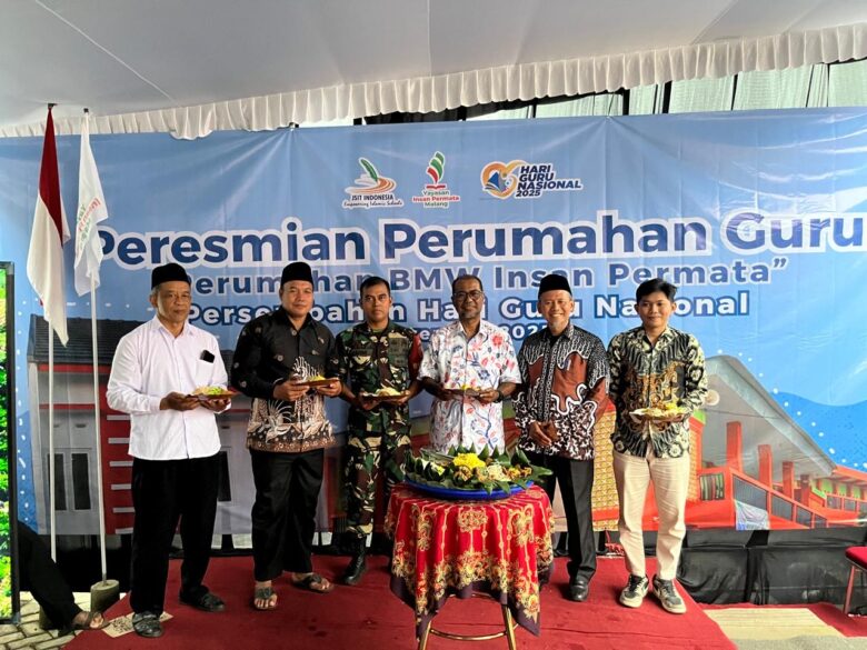 32 Unit Perumahan Guru BMW Insan Permata Resmi Dibuka, Hadiah Spesia