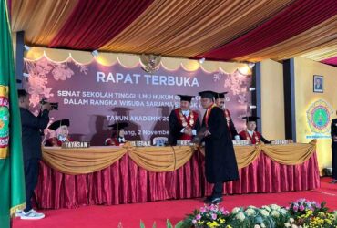 Suasana Prosesi Wisudah STIH Sunan Giri Malang (Fto: Zul/Blok-a.com)