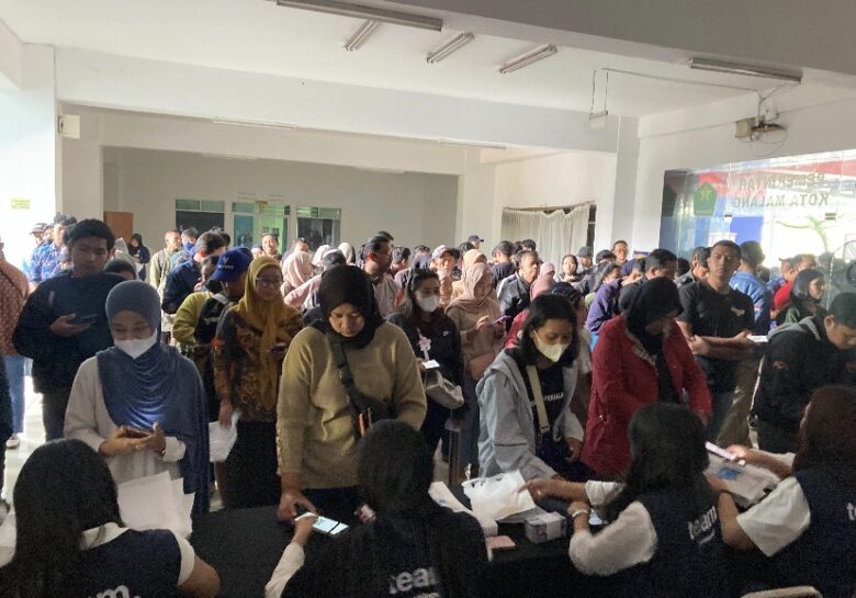 Menjelang pelaksanaan Aspirasi Run 2025 pada Jumat (28/11/2025), panitia mulai membagikan starter pack kepada peserta. Ketua Panpel Aspirasi Run 2025