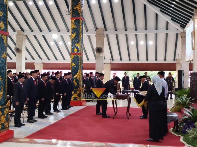 Bupati Malang, HM Sanusi dalam pelantikan 15 pejabat di lingkungan Pemerintah Kabupaten Malang (blok-a.com / Yogga Ardiawan)