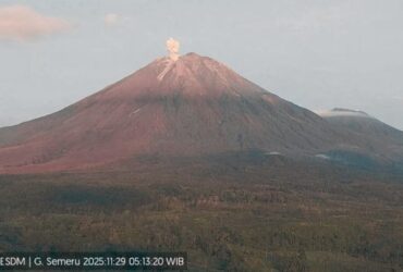 Status Gunung Semeru turun ke level siaga. (Dok. PVMBG)