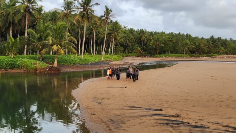 Lokasi terseretnya anak berusia 8 tahun di Pantai Wonogoro Malang (ist)