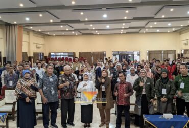 Wabup Malang, Lathifah Shohib dalam sarasehan Abdidaya Ormawa (blok-a.com / Yogga Ardiawan)