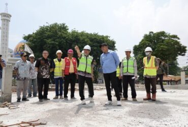 Bupati Sidoarjo Geram Lihat Progres Pembangunan Parkir RSUD Tidak Sesuai