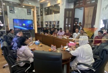 Anak-anak hingga Ibu-ibu Takut, Warga Joyogrand Keluhkan Yai MIM