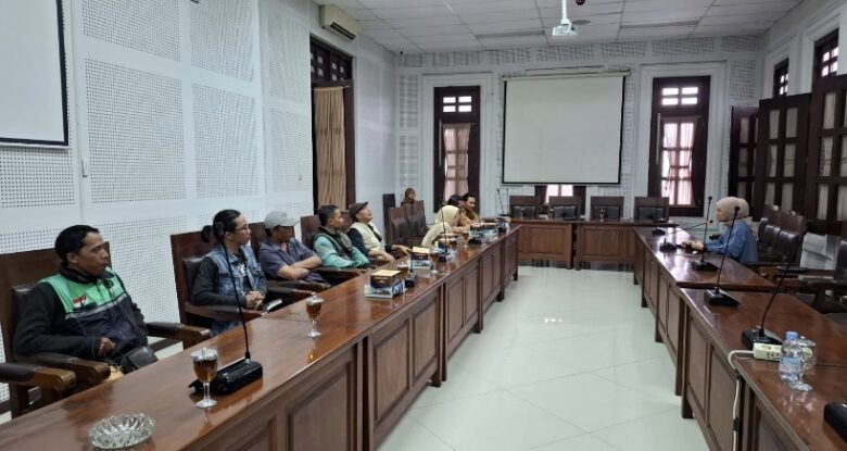 Takut Fasum Diserobot Mafia Tanah, Warga Muharto Wadul ke Ketua DPRD Kota Malang