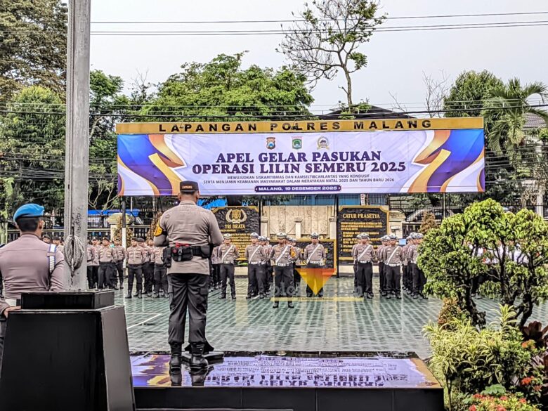 Apel Gelar Pasukan Operasi Lilin Semeru 2025 di Halaman Mapolres Malang (blok-a.com / Yogga Ardiawan)