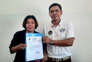 Asisten Lapangan SPPG Sananwetan Yayasan Antin Sekar Bhakti, Joko Dwi Hartanto, bersama Humas SPPG Sananwetan Endang Wikanti. (blok-a.com/Fajar)