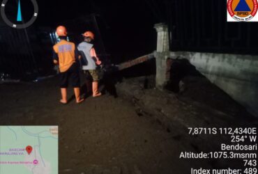 Banjir yang terjadi di Pujon Kabupaten Malang Robohkan Pagar Sekolah (BPBD)