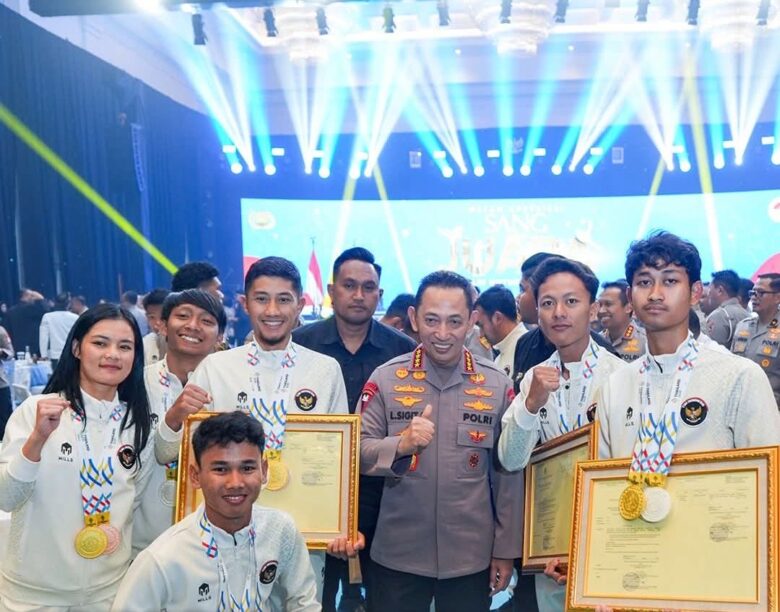 Kapolri Apresiasi Prestasi Atlet, Mahasiswa UIBU Peraih Emas SEA Games Direkrut Polri