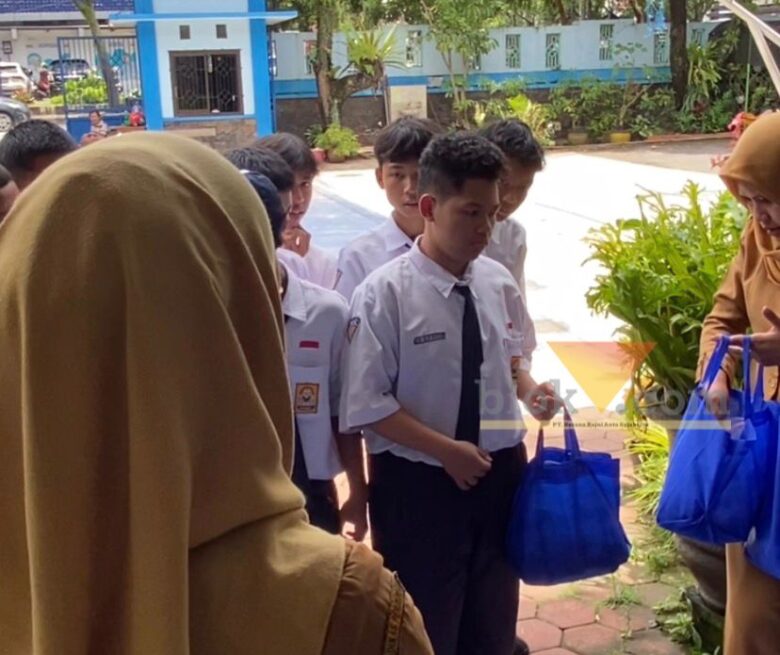 Wajah Toleransi Beragama di Pembagian MBG Kota Malang