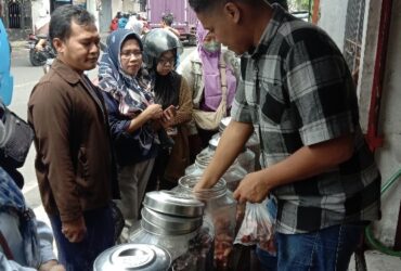 Ramadan Jadi Momentum Pedagang Kurma di Kota Malang Raup Berkah