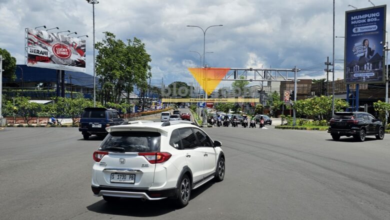 Kondisi lalu lintas di Exit Tol Singosari pada Selasa (17/3/2026) sore (blok-a.com / Yogga Ardiawan)