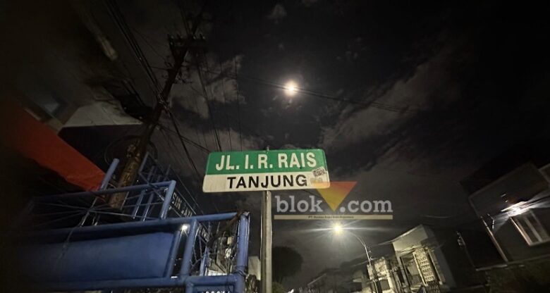 Jalan I.R Rais atau lebih akrab di telinga masyarakat dengan kawasan Tanjung (blok-a.com / Berril)