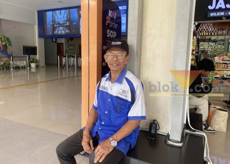 Porter Malang Stasiun