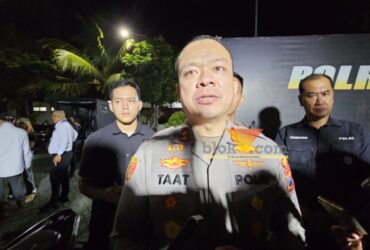 Kapolres Malang, AKBP Muhammad Taat Resdi saat diwawancarai awak media (blok-a.com / Yogga Ardiawan)