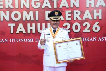 Pemkab Malang Raih Penghargaan Kinerja Tinggi dari Kemendagri di Hari Otonomi Daerah ke-30