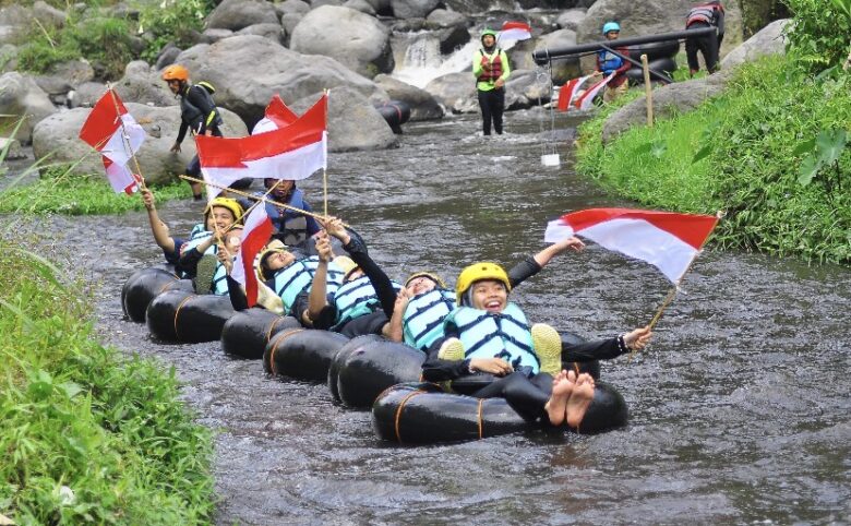Salah satu destinasi wisata unggulan di Kecamatan Poncokusumo (Banyumaro Turbing for blok-a)