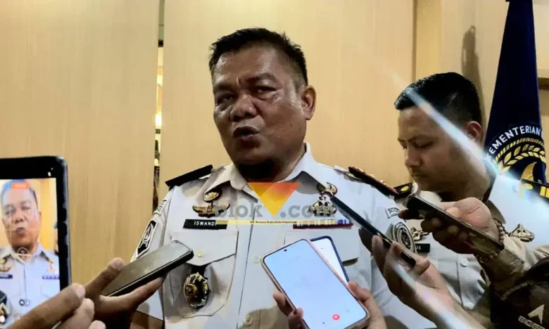 Kalapas Kelas IIB Blitar, Iswandi saat konferensi pers (foto: Blok-a.com/Fajar)