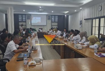 RDPU Program sekolah plus ngaji di gedung DPRD Kabupaten Malang (blok-a.com / Yogga Ardiawan)