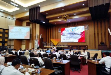 Rapat Dengar Pendapat dengan agenda yang bertajuk "Pengawasan Terhadap Tata Kelola Pemerintah Daerah" (blok-a.com / Yogga Ardiawan)