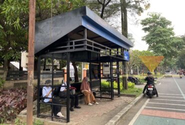 Program Kurvey Dishub Kota Malang Dimulai, Halte Kumuh Disulap Jadi Bersih