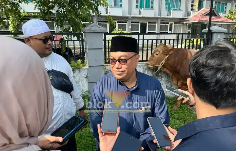 Rektor UNISMA, Prof. Drs. H. Junaidi, M.Pd., Ph.D., saat memberikan keterangan (foto: Blok-a.com/Zulkaria Irawan)