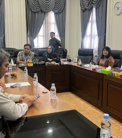 Audiensi Komisi A DPRD Kota Malang bersama OPD terkait dengan polemik Hotel Aston (istimewa)
