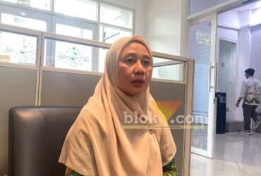 Wakil Rektor I Unisma, dr. Erna Sulistyowati, M.Kes., Ph.D. saat menjelaskan terkait Wisuda Periode ke-79 Unisma. (blok-a.com / M Berril Labiq)