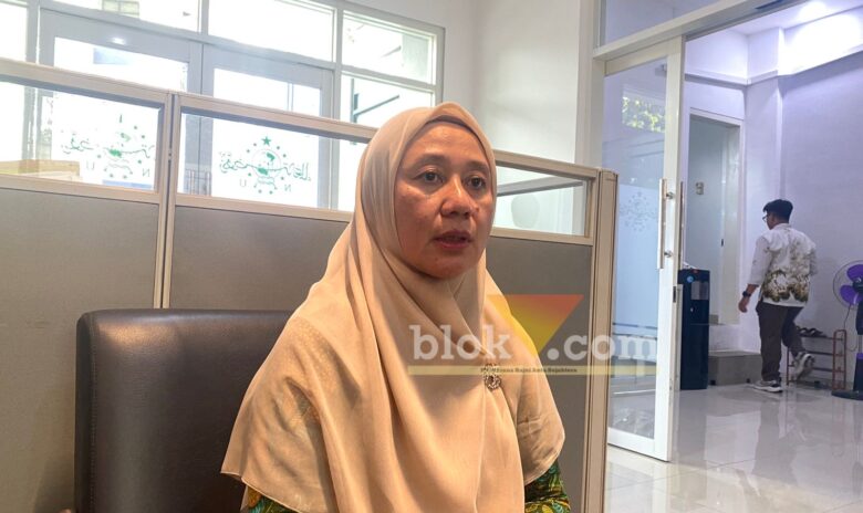 Wakil Rektor I Unisma, dr. Erna Sulistyowati, M.Kes., Ph.D. saat menjelaskan terkait Wisuda Periode ke-79 Unisma. (blok-a.com / M Berril Labiq)