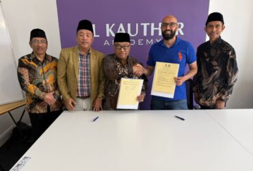UNISMA Teken Kerja Sama dengan Al Kauthar Academy Leeds dan PCINU Inggris, Perkuat Jejaring Pendidikan (dok: Humas Unisma)